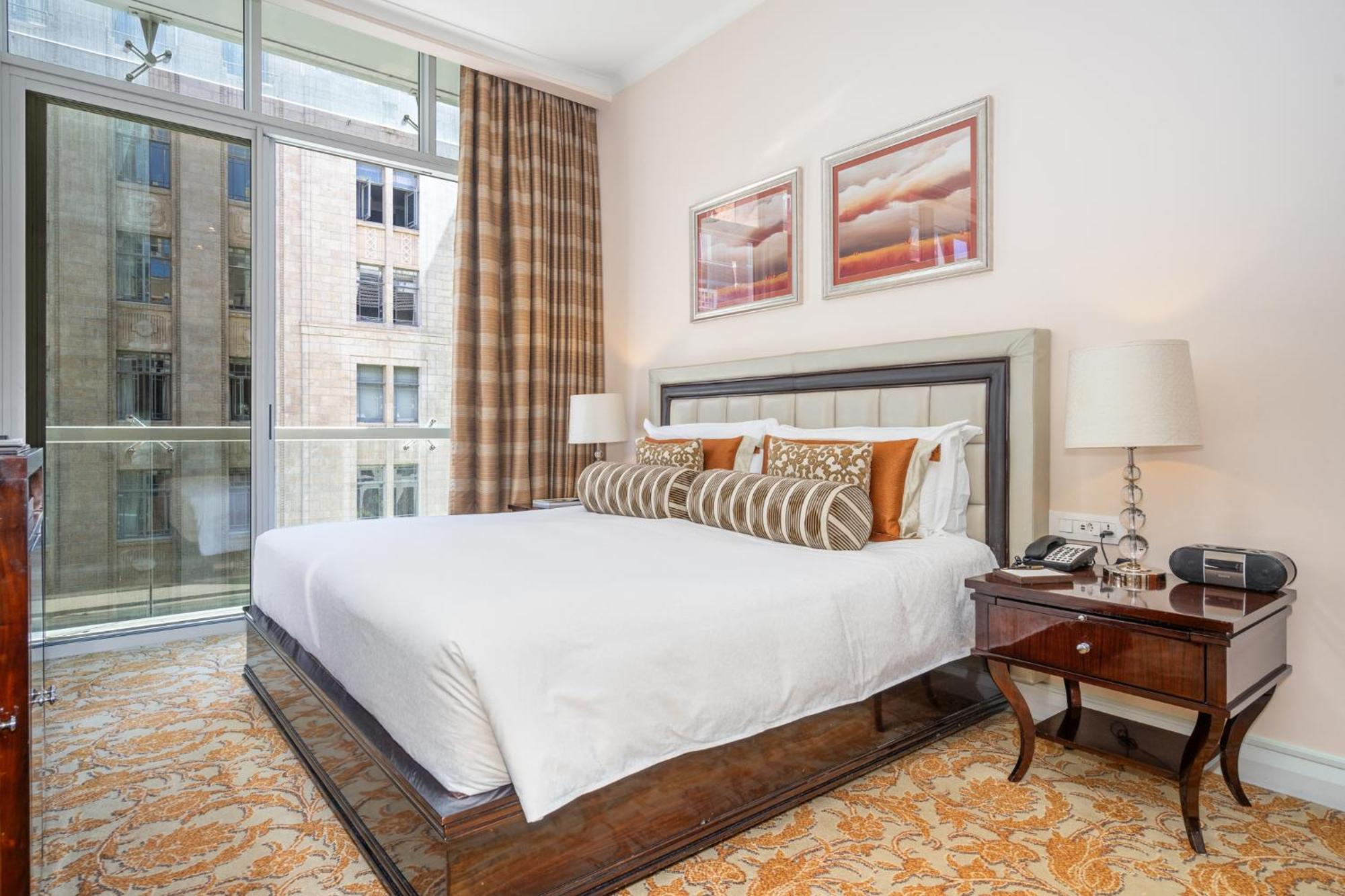 Taj Hotel 305 เคปทาวน์ ภายนอก รูปภาพ